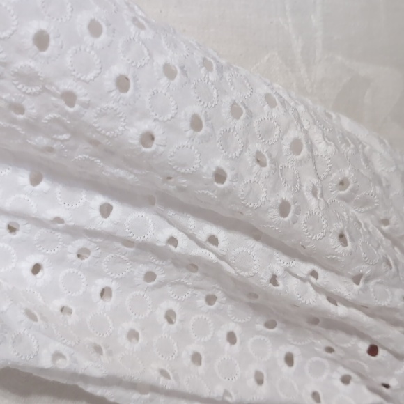 Ann Taylor White Cotton Eyelet Sleeve Knit Blouse Size Extra Large - Picture 4 of 5